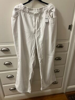 Lane Bryant Knit Denim Straight Leg Jean Pull-On High-Rise Sz 20